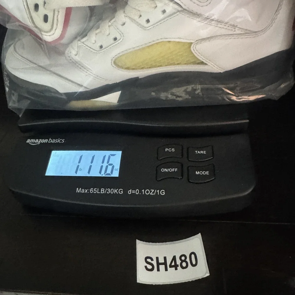 Jordan 5 Retro Fire Red‎ Kids 6Y White Basketball Shoes 440888-102